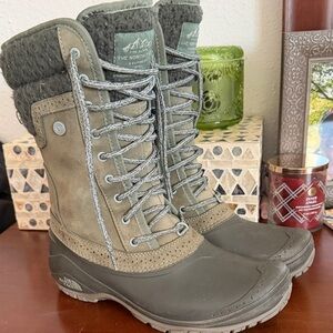 The North Face Women's Olive & Dark Gray Insulated Lace-Up Winter Boots